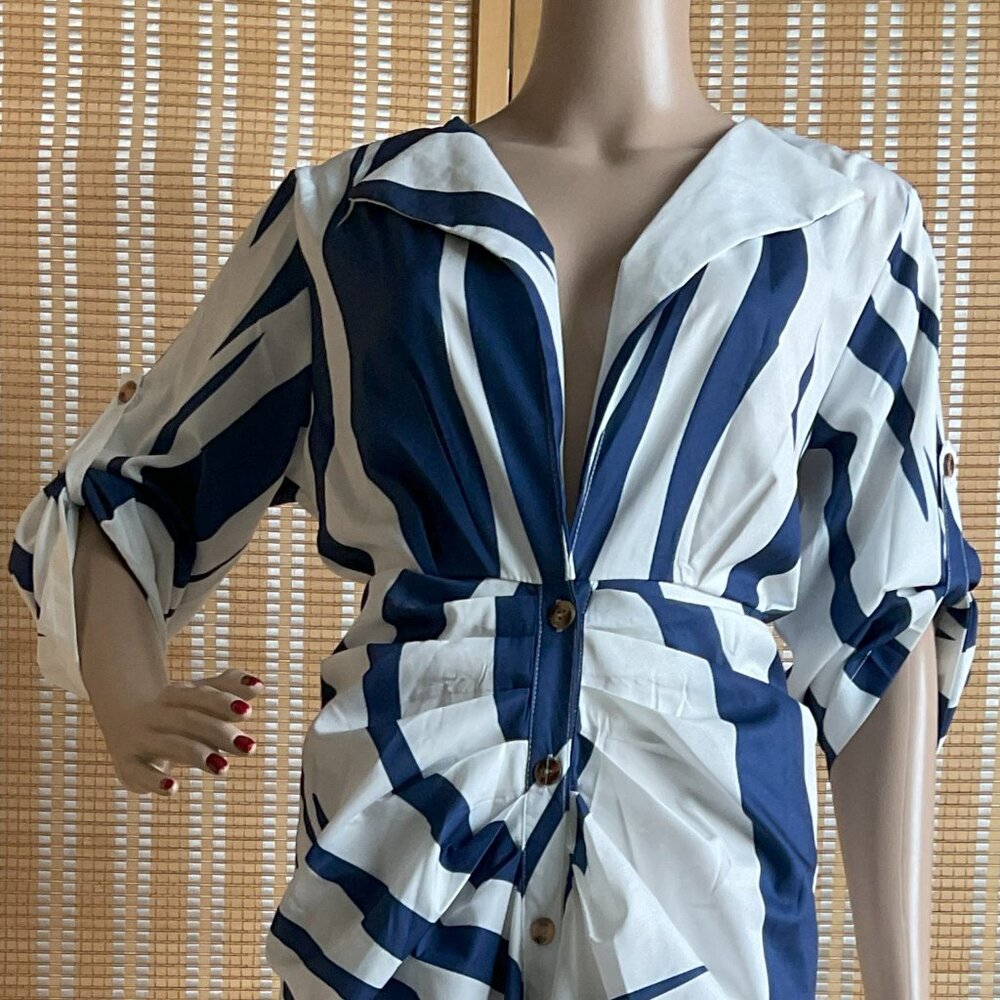 Unique Blue White Deep V Button up Long Ruched Dress Size Large No Name Tag